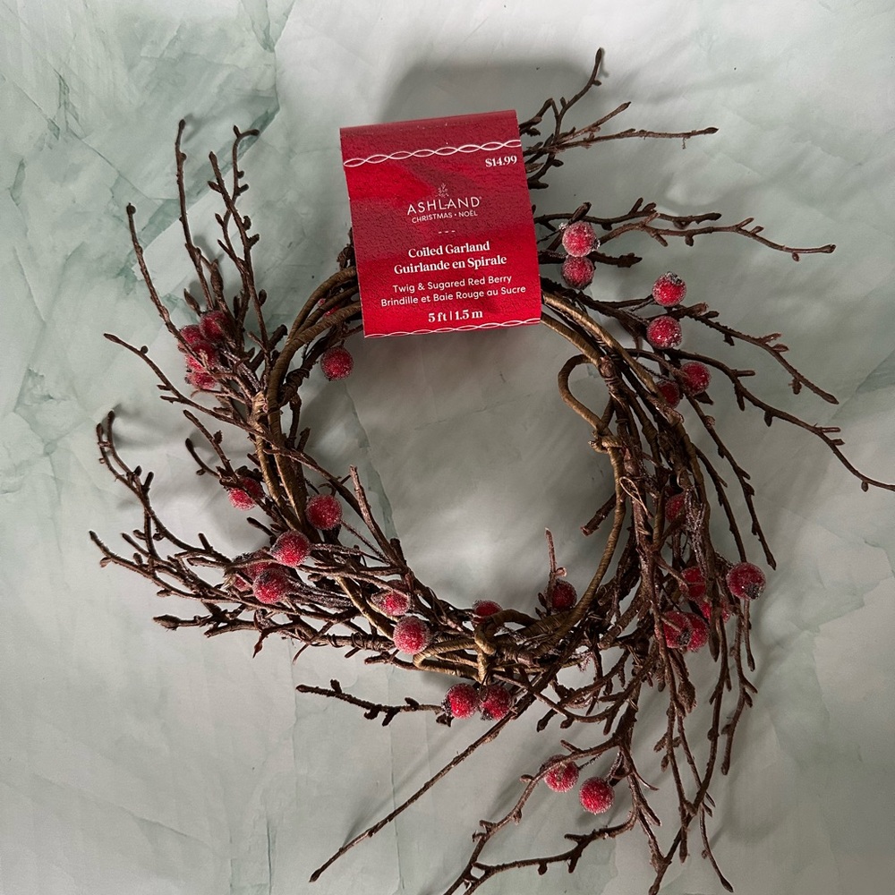Set of 2 Ashland Festive Berry Garland - Red and Brown